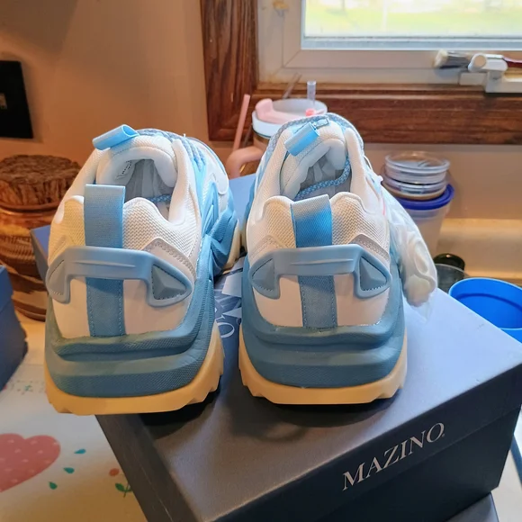 Men's Blue and White Sneakers - Picture 5 of 7